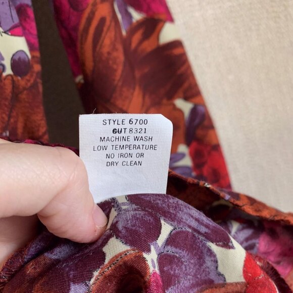 Abercrombie & Fitch Vintage Rayon Blouse Size 12 Floral Berry Print Fall Retro - Picture 10 of 11